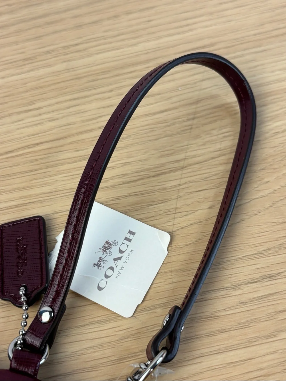 Coach Darcy Patent Leather Bow Small Wristlet in “Sherry” Wine Color NWT‎